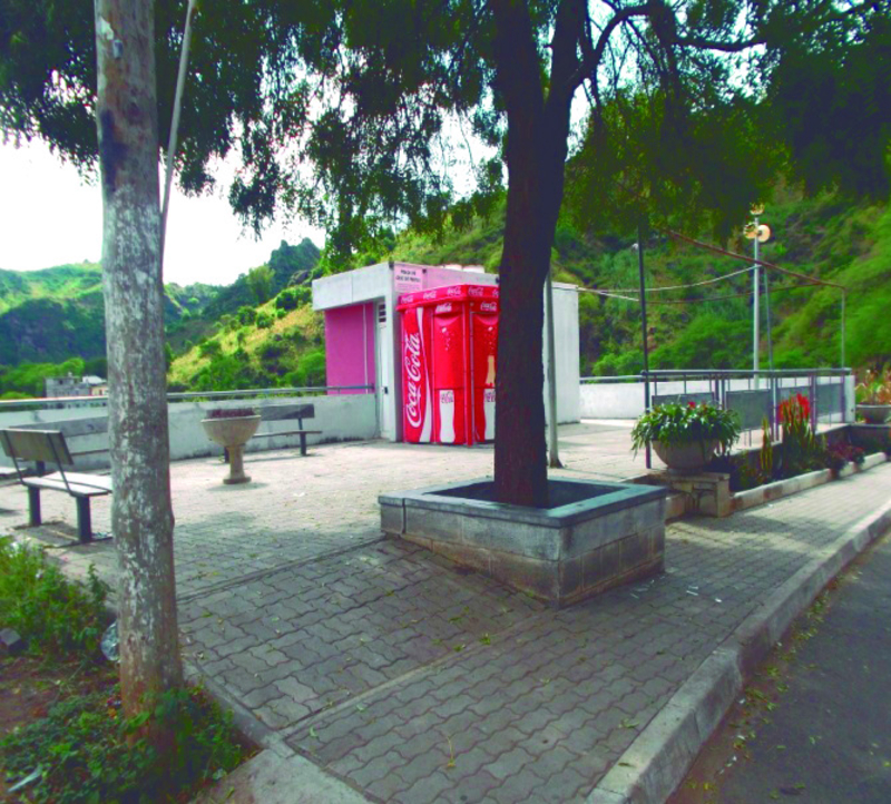 Praça de Cruz de Portal