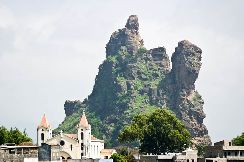 Monte N'guli Lança